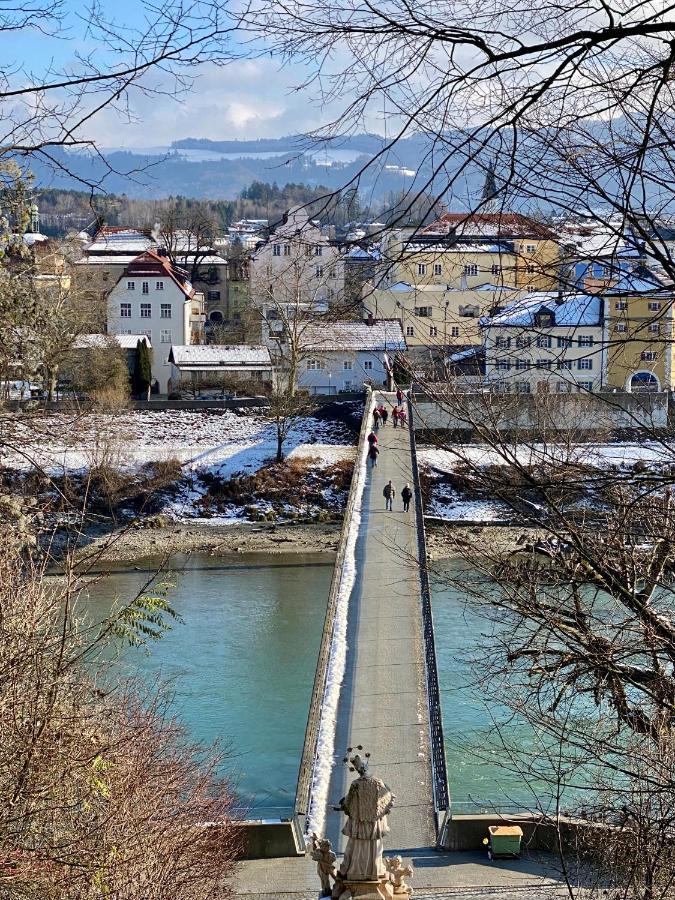 Ferienwohnung An Der Romantischen Salzachschleife Naehe Salzburg Laufen Exterior foto